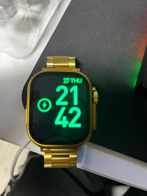 HK 9Ultra Smart Watch Gold Edition