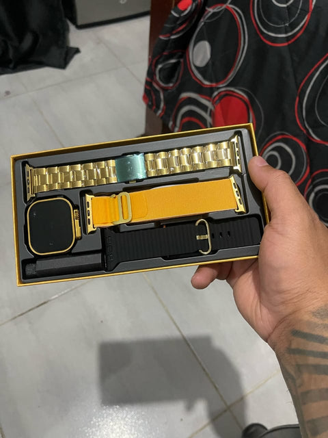 HK 9Ultra Smart Watch Gold Edition